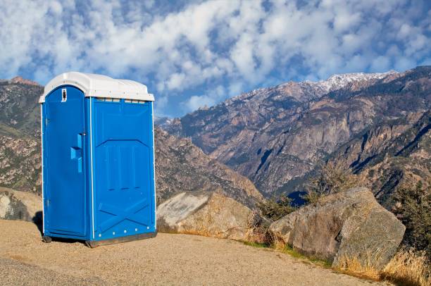 Porta potty delivery and setup in Plainview, NY